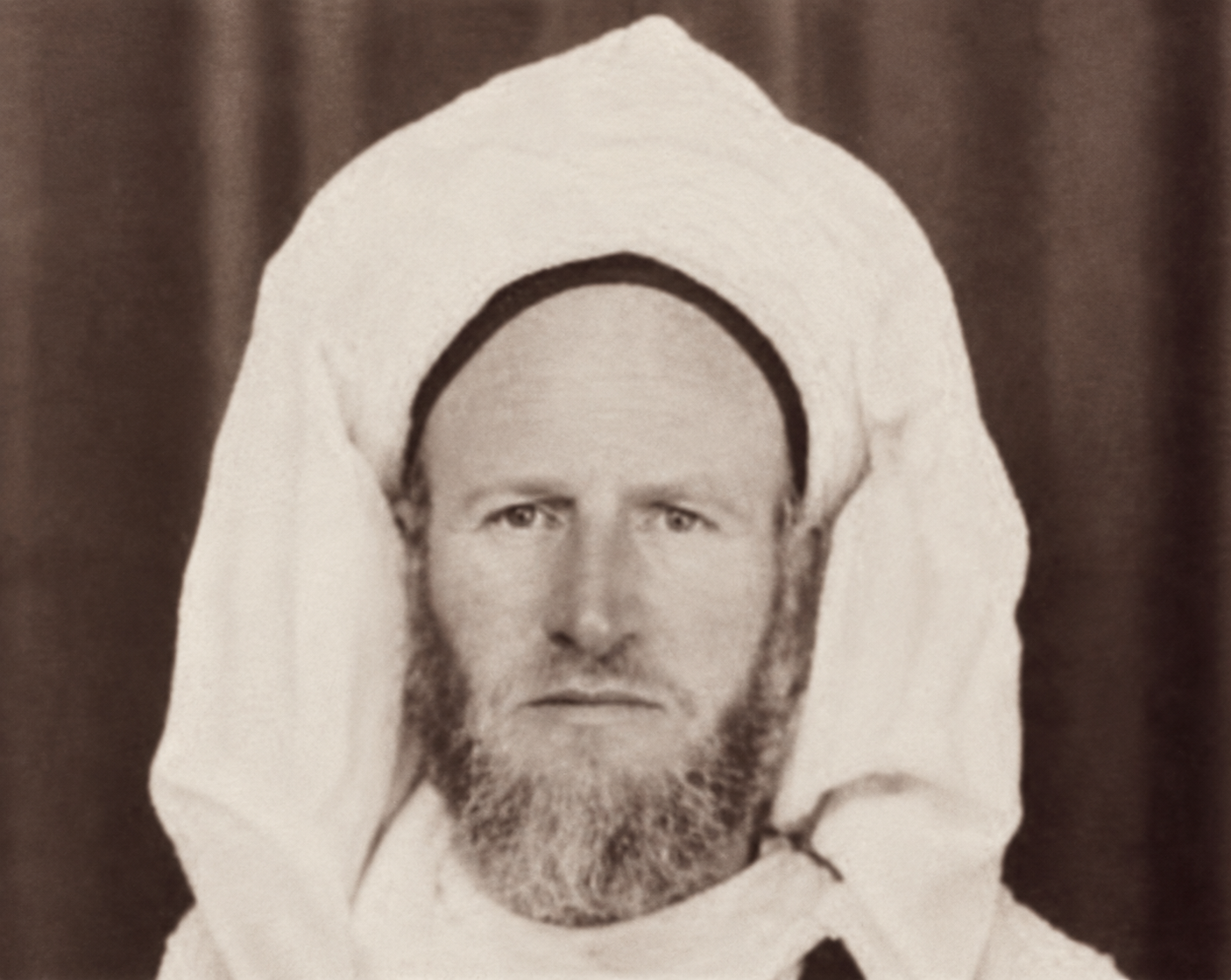 Фотопортрет Шейха Ахмада ибн аль-Айяши Сукайриджа; версия после цифровой реставрации